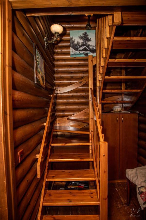 *2 bdr log house /mountains/Queen bed/fireplace Gourri Buitenkant foto